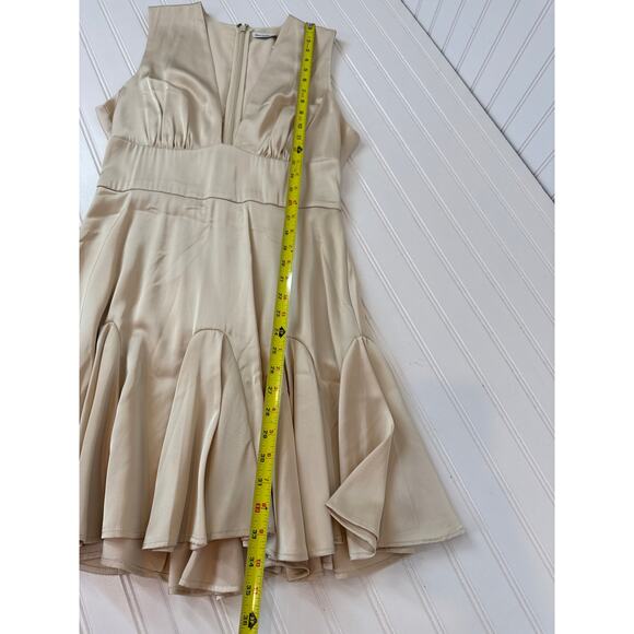 NWT Abercrombie and Fitch Pleated Mini Dress Gold Plunged Party Flared Size M - Picture 5 of 6